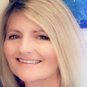 Meet your Posher, Kimberly